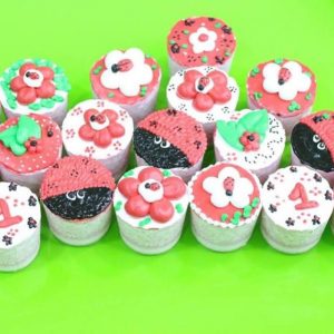 banh-sinh-nhat-ngo-nghinh-2017-04-30-cupcake-1-cupcake-nhieu-mau